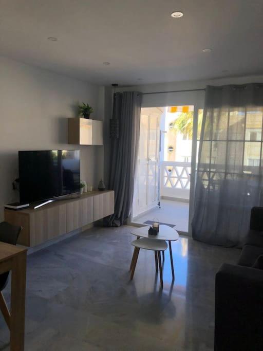 Encantador Apartamento Residencial Con Piscina Torremolinos Exterior photo